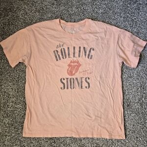 American Eagle Outfitters Peach T-Shirt